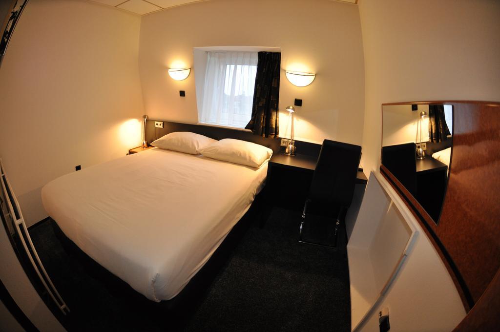 Budget Hotel Le Beau Rivage Middelburg Habitación foto