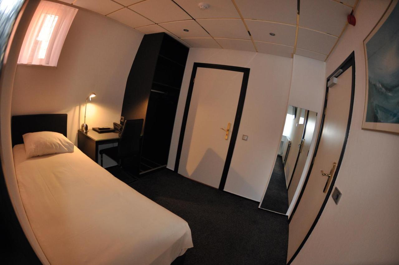 Budget Hotel Le Beau Rivage Middelburg Exterior foto