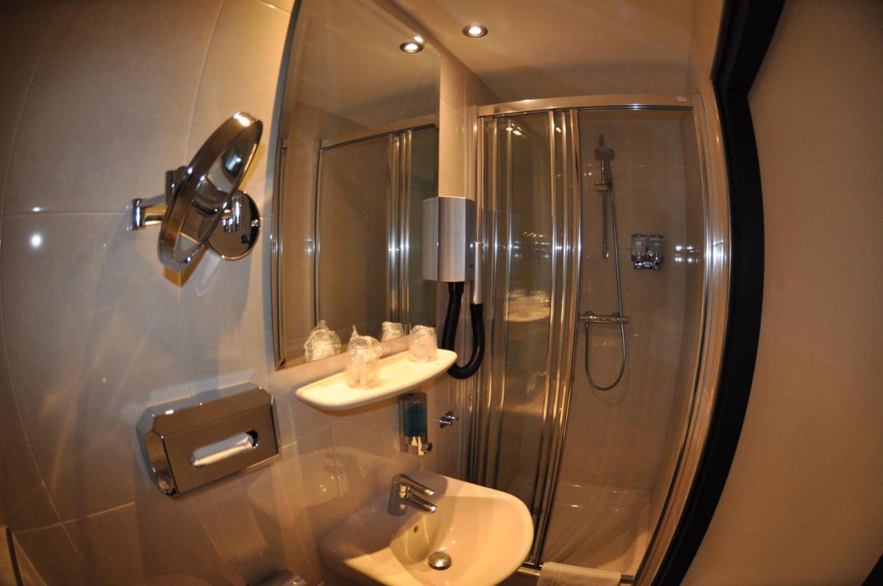 Budget Hotel Le Beau Rivage Middelburg Exterior foto